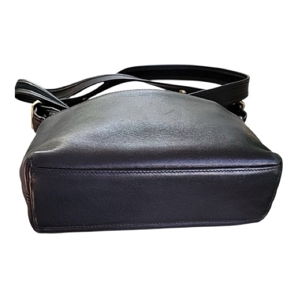 Vintage Coach Leather Crossbody Bag | 2002 Costa Rica | Brass Hardware - Picture 6 of 8